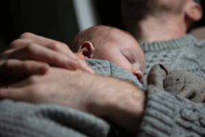 Cuándo se cobra la paternidad una vez aprobada