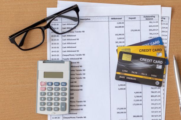 Muchos autónomos pierden dinero por ignorancia. Entra a Deducciones Fiscales Qué me puedo desgravar como autónomo y no regales más a Hacienda.